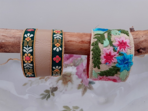 bracelet,bracelet cuir et galon brodé,création bijoux,création textile,recyclage cuir