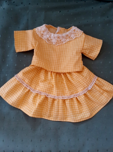 jouet, poupée, vêtements de poupée, ensemble top et jupe pour poupéecréation textile