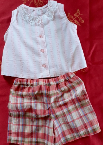 couture vêtement enfant, top enfant, short enfant, création textile, recyclage textile, Burda