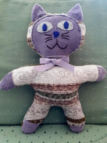 doudou, création de doudou, chat en tricot, pull recyclé, doudou chat