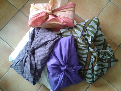 emballages cadeaux traditionnels, furoshiki,
